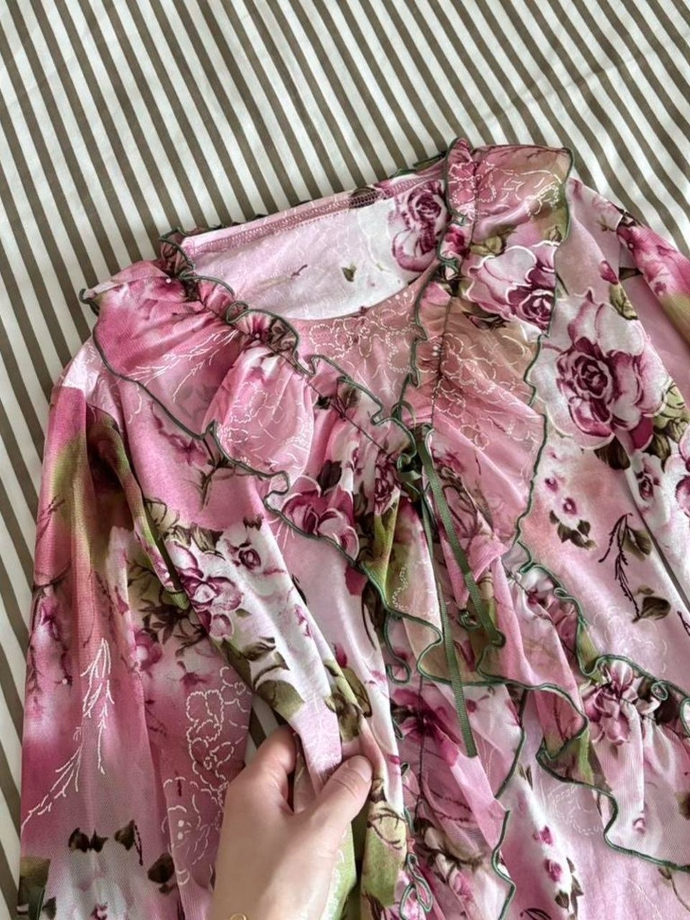 Pink Floral Ruffle Blouse - Picture 3 of 6